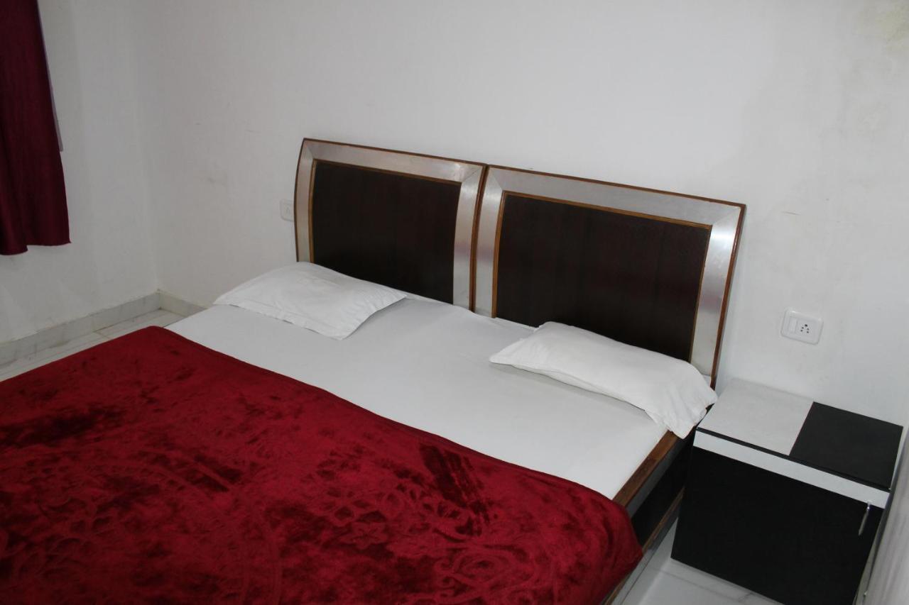 Sunset Backpackers Hostel Orchha Εξωτερικό φωτογραφία